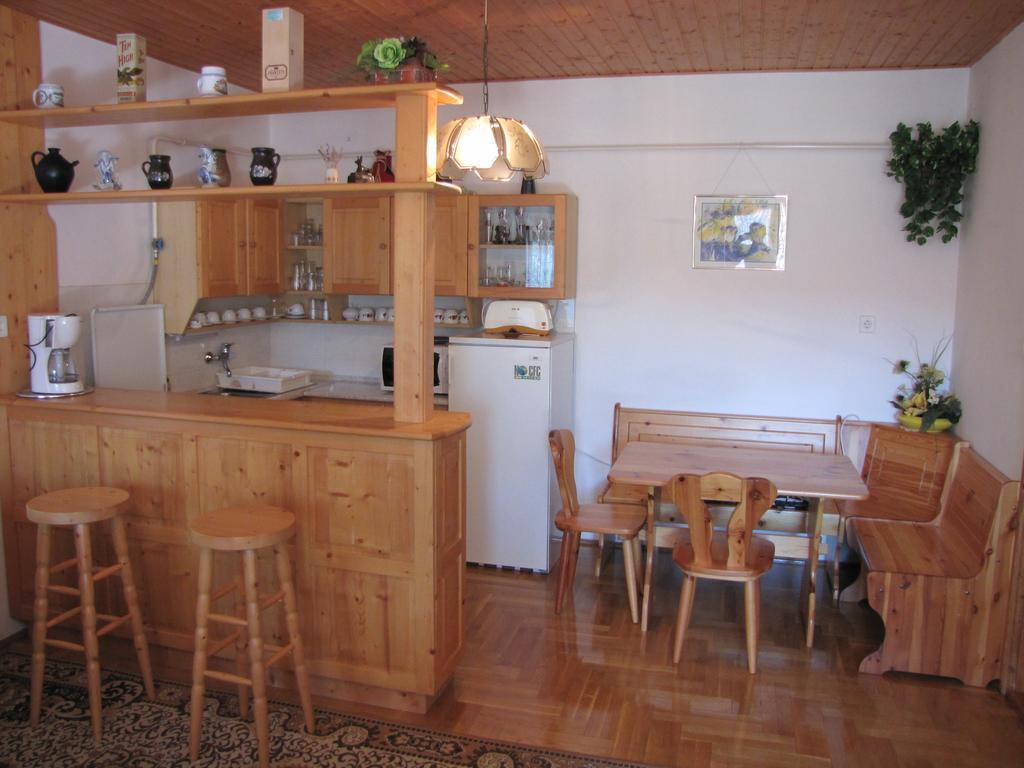 Schmidt Apartment Balatonfenyves Camera foto